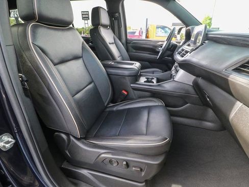 Used 2024 GMC Yukon SLT image 23