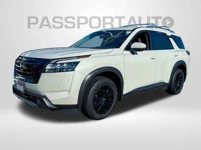 Certified 2024 Nissan Pathfinder SL