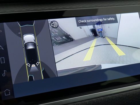 Used 2023 Land Rover Range Rover Velar R-Dynamic S image 51