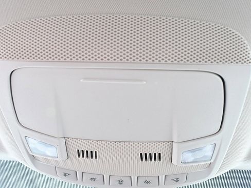 Used 2024 Ford Edge SEL w/ Convenience Package image 32