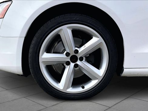 Used 2010 Audi A5 2.0T Premium Plus image 9