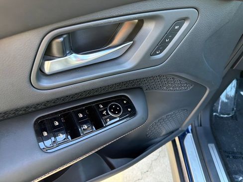 Certified 2024 Nissan Ariya AWD image 17