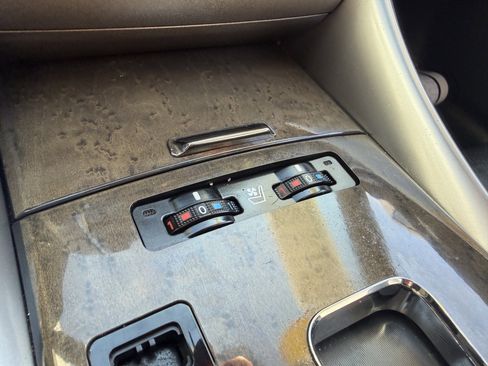 Used 2011 Lexus IS 250 AWD w/ Luxury Plus Value Edition image 38