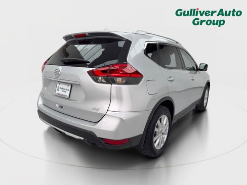 Used 2017 Nissan Rogue SV w/ SV Premium Package image 8