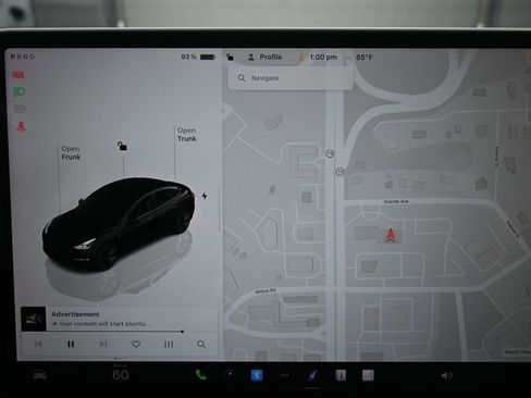 Used 2023 Tesla Model 3 Standard Range RWD image 11