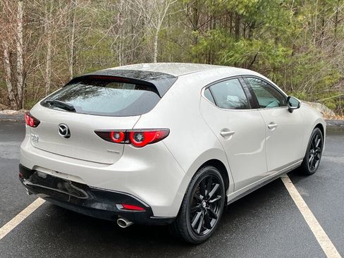 Used 2025 MAZDA MAZDA3 2.5 S Premium Package image 5