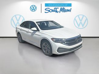 Certified 2023 Volkswagen Jetta SE FWD video 1