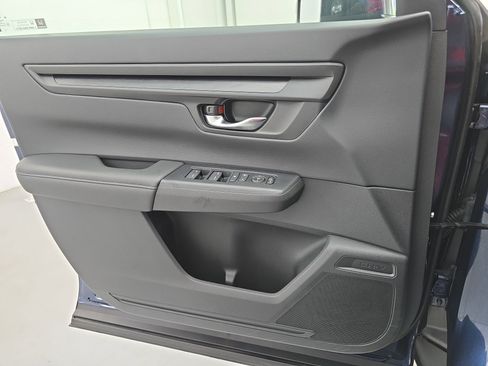 Certified 2025 Honda CR-V EX image 26