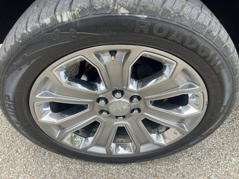 Used 2018 GMC Sierra 1500 Denali AWD/4WD image 9