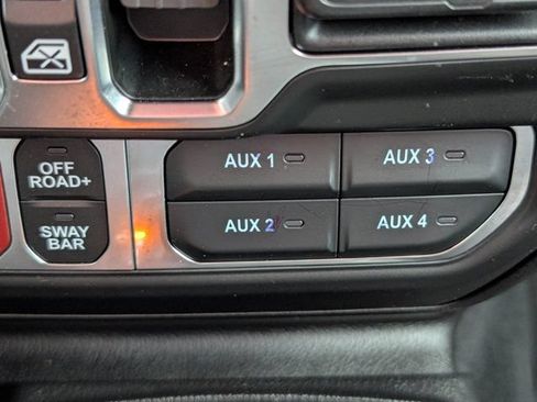Used 2026 Jeep Wrangler Unlimited Rubicon AWD/4WD image 24