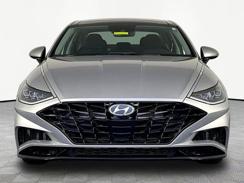Used 2023 Hyundai Sonata SEL w/ Convenience Package FWD image 2