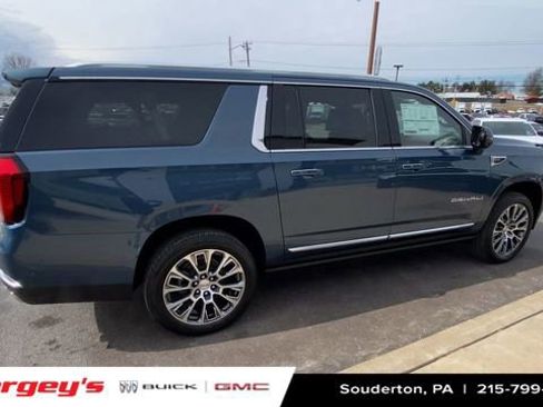 New 2026 GMC Yukon XL Denali w/ Denali Reserve Package image 9