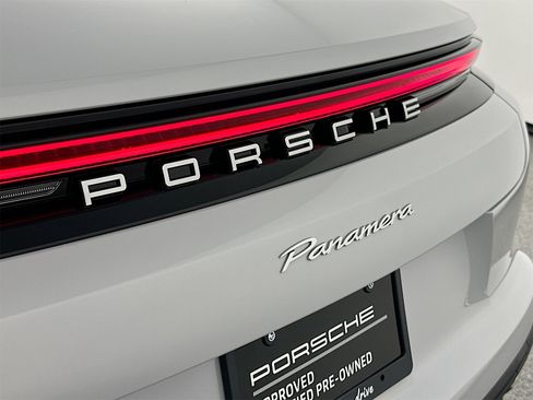 Certified 2025 Porsche Panamera image 17
