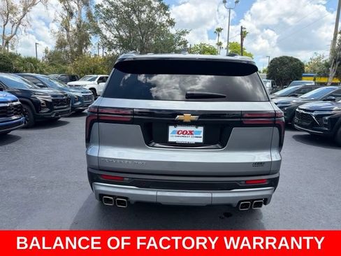 Used 2025 Chevrolet Traverse LT AWD/4WD image 5