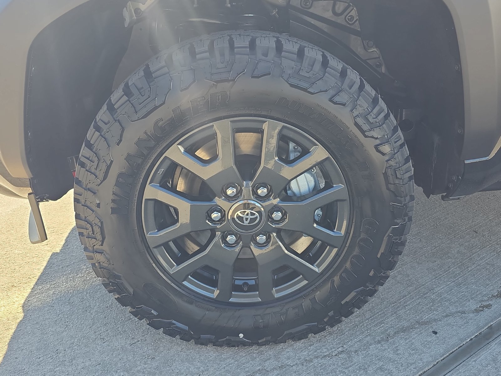 New 2026 Toyota 4Runner SR5 AWD/4WD image 27