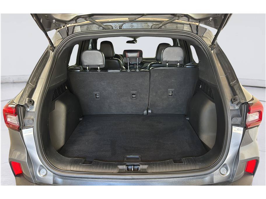 Used 2025 Ford Escape ST-Line FWD image 14