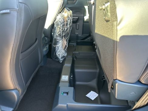 New 2026 Ford Maverick Lariat w/ Black Appearance Package image 23
