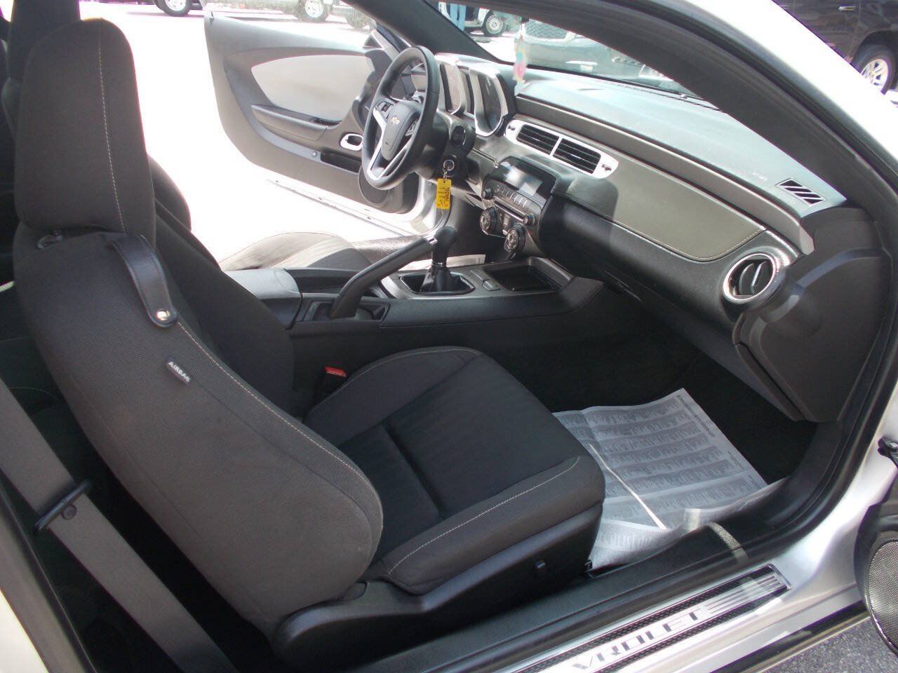 Used 2013 Chevrolet Camaro LS RWD image 7