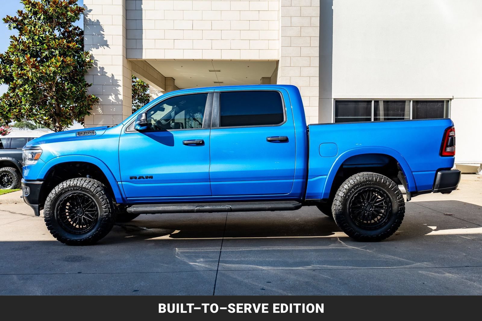 Used 2023 RAM 1500 Big Horn AWD/4WD image 6