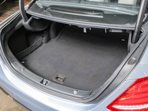 Used 2017 Mercedes-Benz E 300 image 54