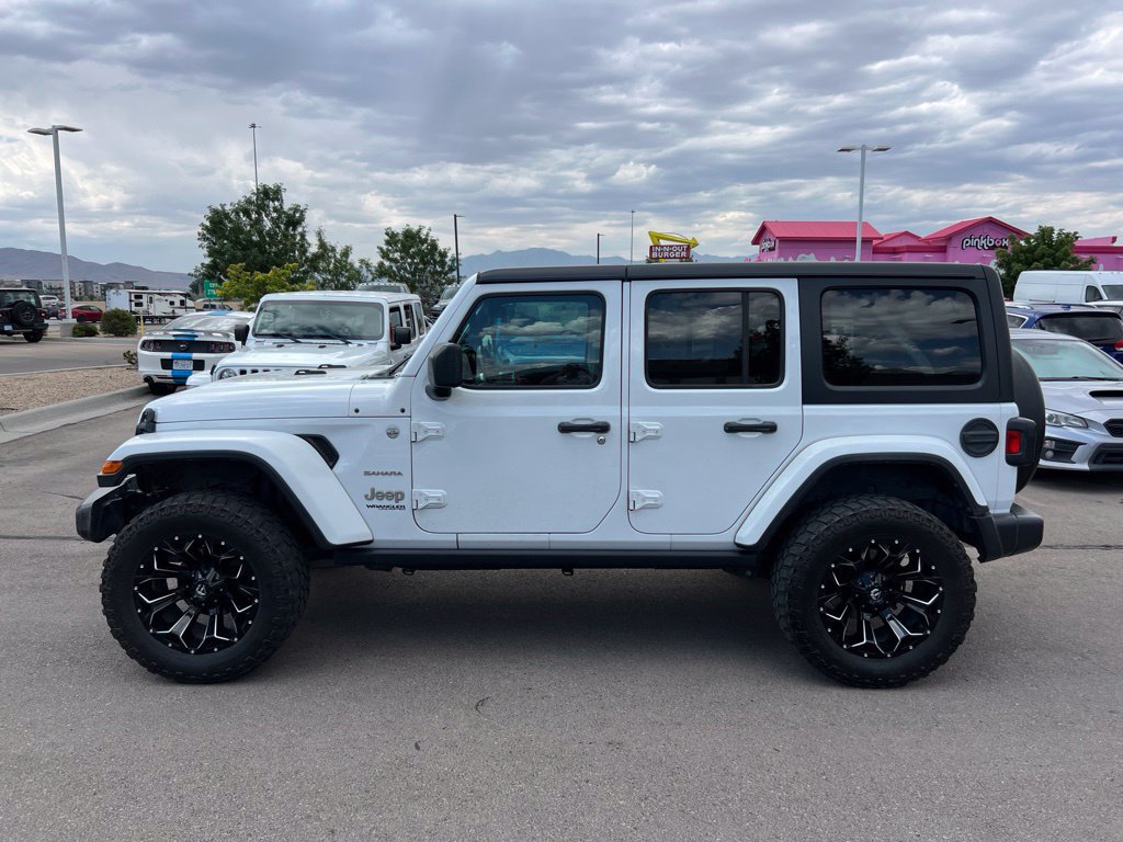 Certified 2019 Jeep Wrangler Unlimited Sahara AWD/4WD image 3