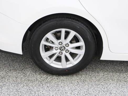 Certified 2025 Toyota Camry LE FWD image 6