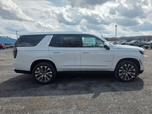 New 2026 Chevrolet Tahoe High Country AWD/4WD image 14