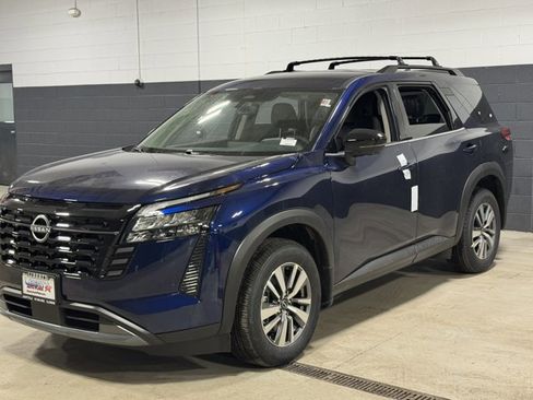 New 2026 Nissan Pathfinder SL image 27