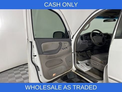 Used 2007 Toyota Sequoia SR5 image 14