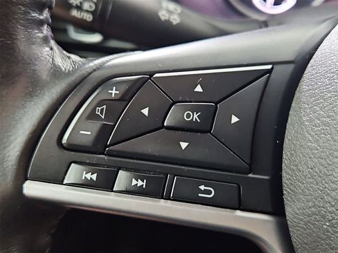 Used 2021 Nissan Sentra SV image 23