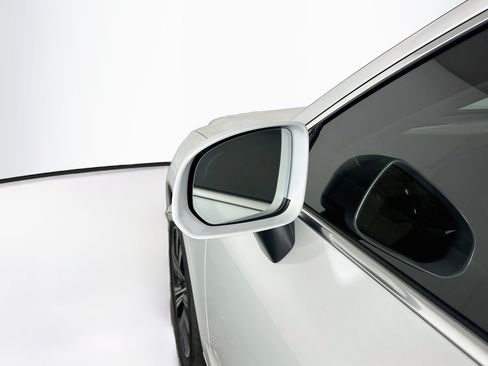 Used 2022 Volvo XC60 B5 Inscription w/ Advanced Package FWD image 16