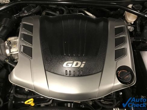 Used 2015 Hyundai Genesis 3.8 RWD image 33