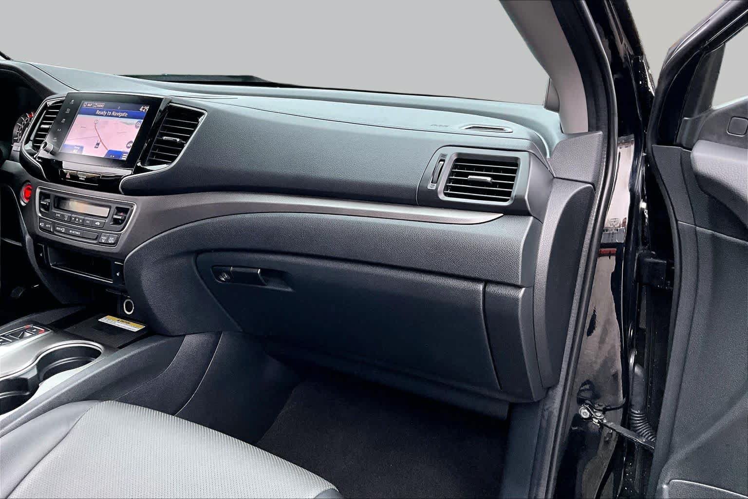 Used 2023 Honda Ridgeline RTL-E image 19