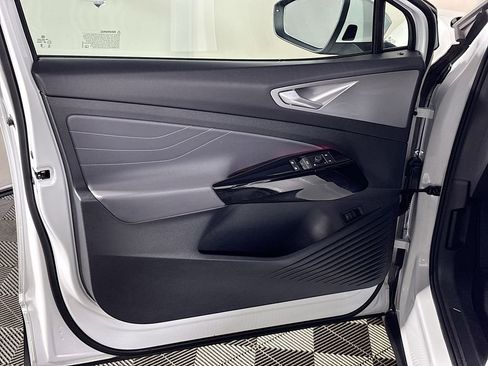 Certified 2023 Volkswagen ID.4 Pro S AWD/4WD image 10