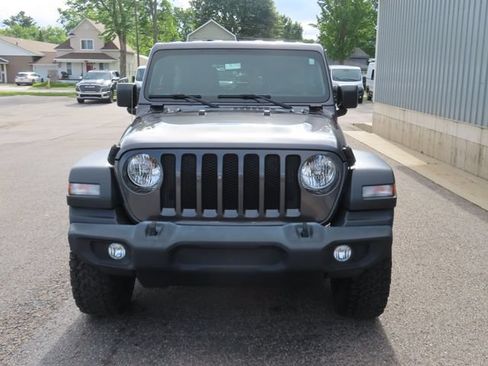 Used 2019 Jeep Wrangler Unlimited Sport S AWD/4WD image 12