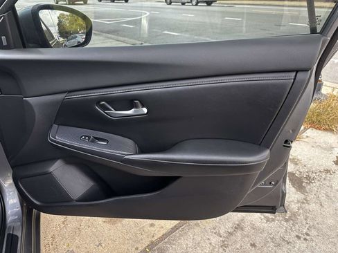 Used 2021 Nissan Sentra SV image 21