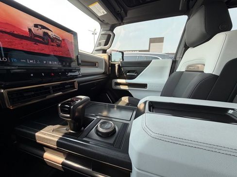Used 2024 GMC Hummer EV 3X AWD/4WD image 63