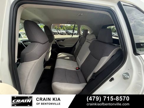 Used 2021 Toyota RAV4 XLE FWD image 25
