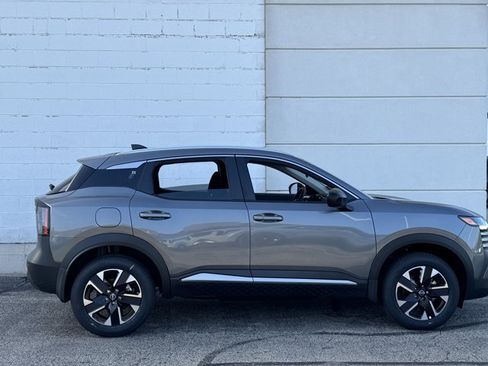 New 2026 Nissan Kicks SV AWD/4WD image 3