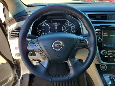 Used 2021 Nissan Murano Platinum w/ Cargo Package image 30