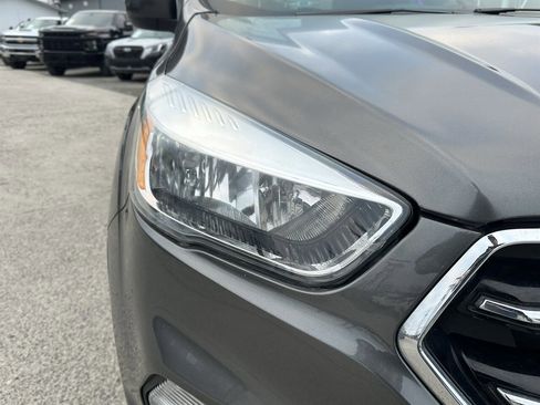 Used 2017 Ford Escape SE w/ Equipment Group 201A image 32