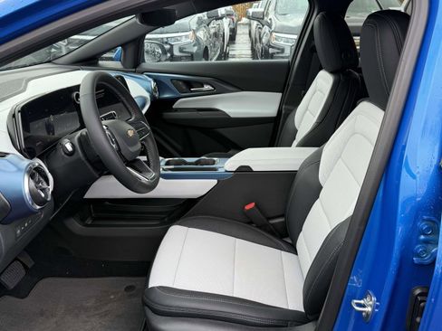 New 2026 Chevrolet Equinox EV LT image 20