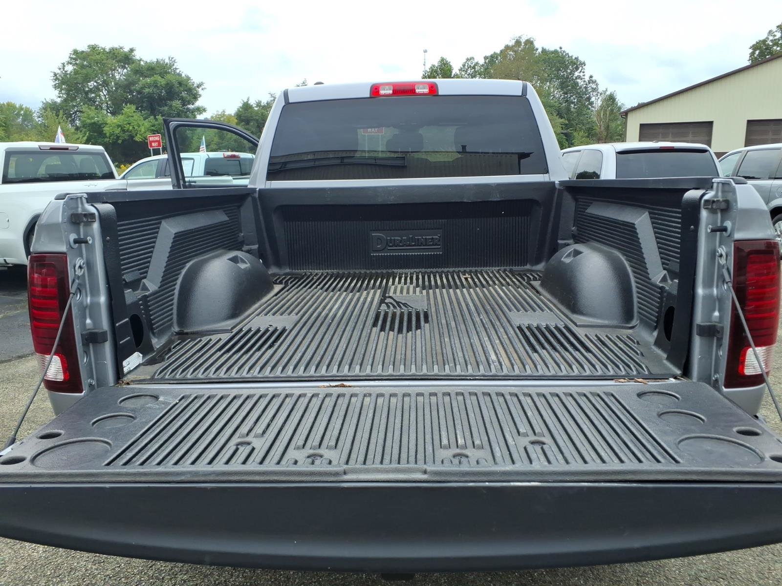 Used 2023 RAM 1500 Warlock w/ Electronics Group AWD/4WD image 7