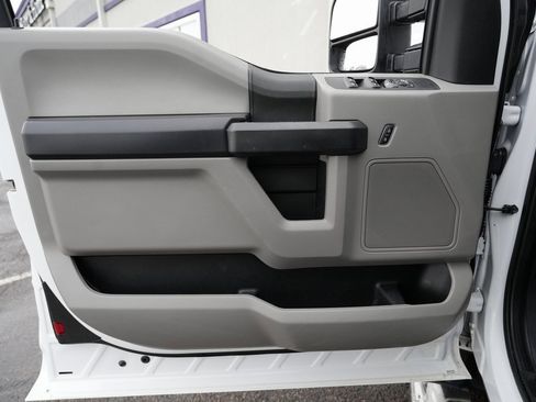 Used 2021 Ford F350 XL w/ Power Equipment Group image 23