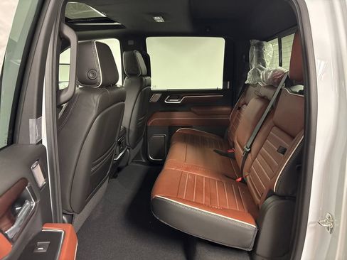 New 2026 GMC Sierra 2500 Denali Ultimate AWD/4WD image 29