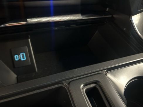 Used 2023 Ford F150 Lariat w/ FX4 Off-Road Package image 20