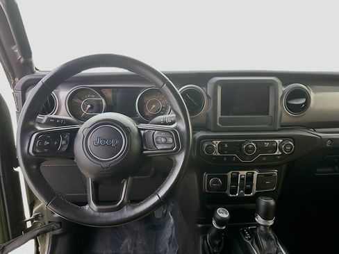Used 2021 Jeep Wrangler Unlimited Sport AWD/4WD image 13
