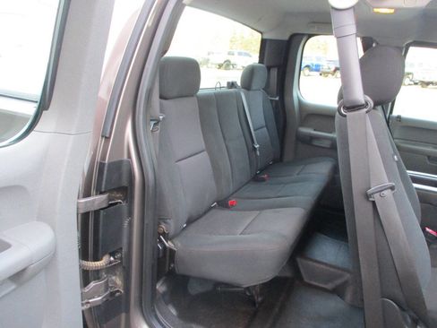 Used 2012 Chevrolet Silverado 1500 W/T image 18