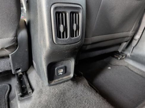 Used 2018 Jeep Compass Sport FWD image 27