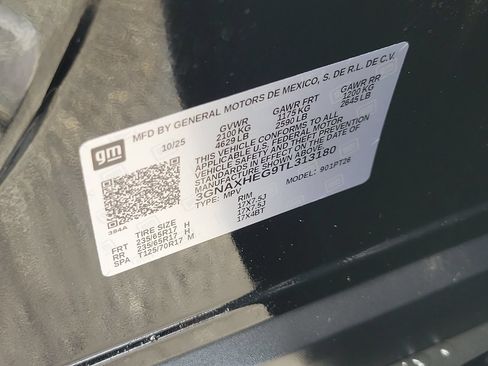 Used 2026 Chevrolet Equinox LT FWD image 31